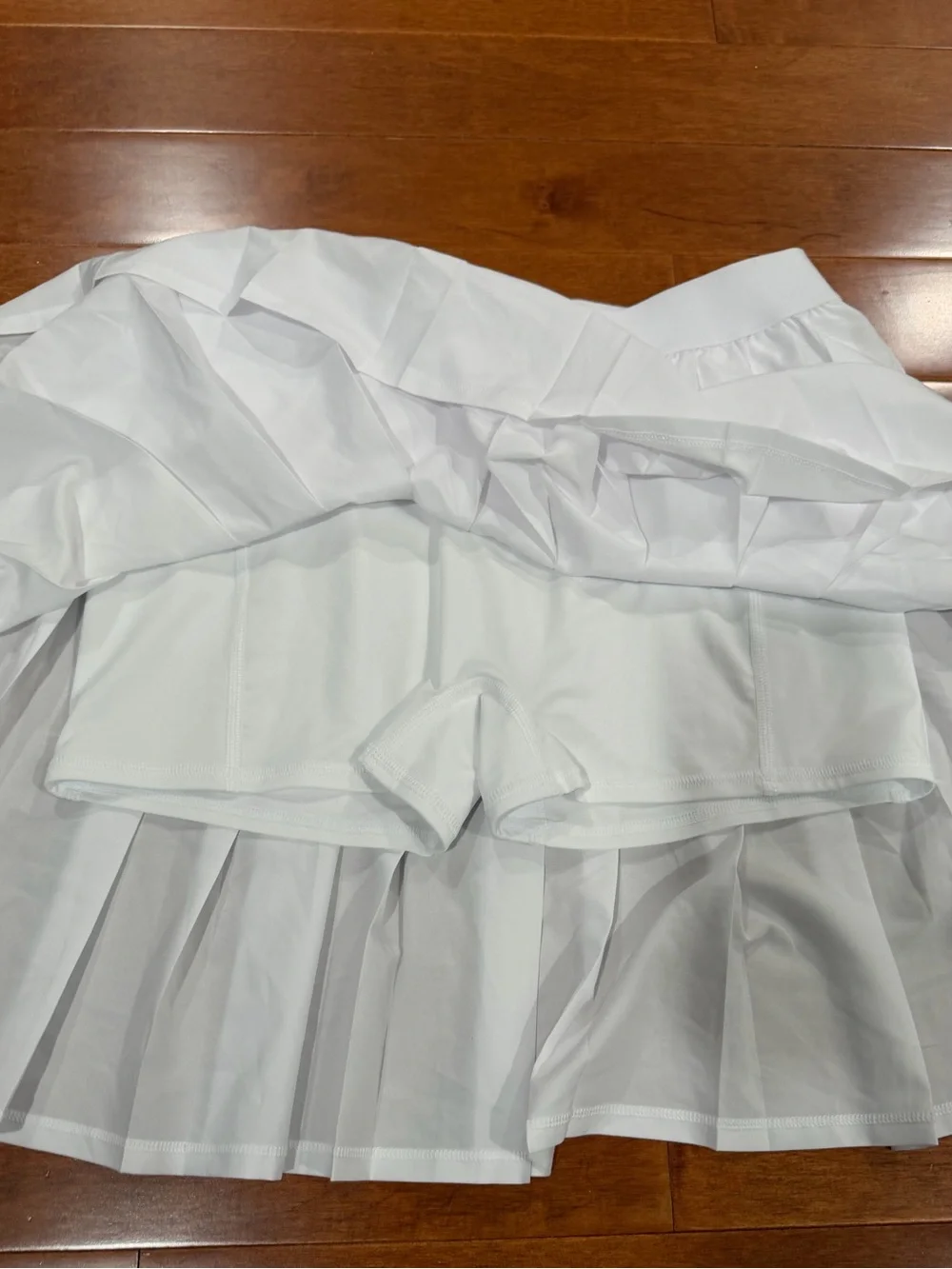 ALO Yoga White Pleated Mini Skirt